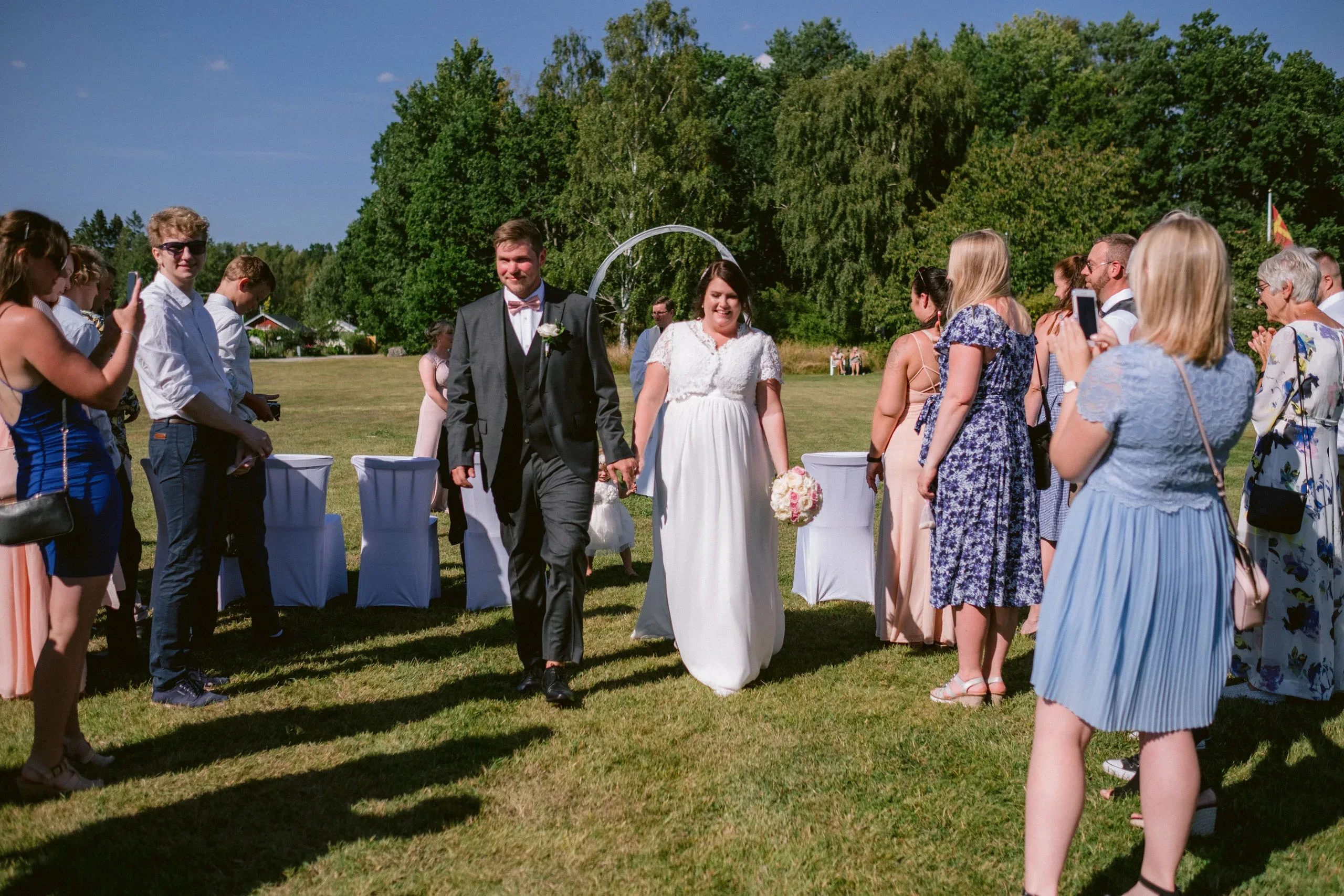 Annika & Erik under sin borgliga vigsel i Oxelösund bild 17