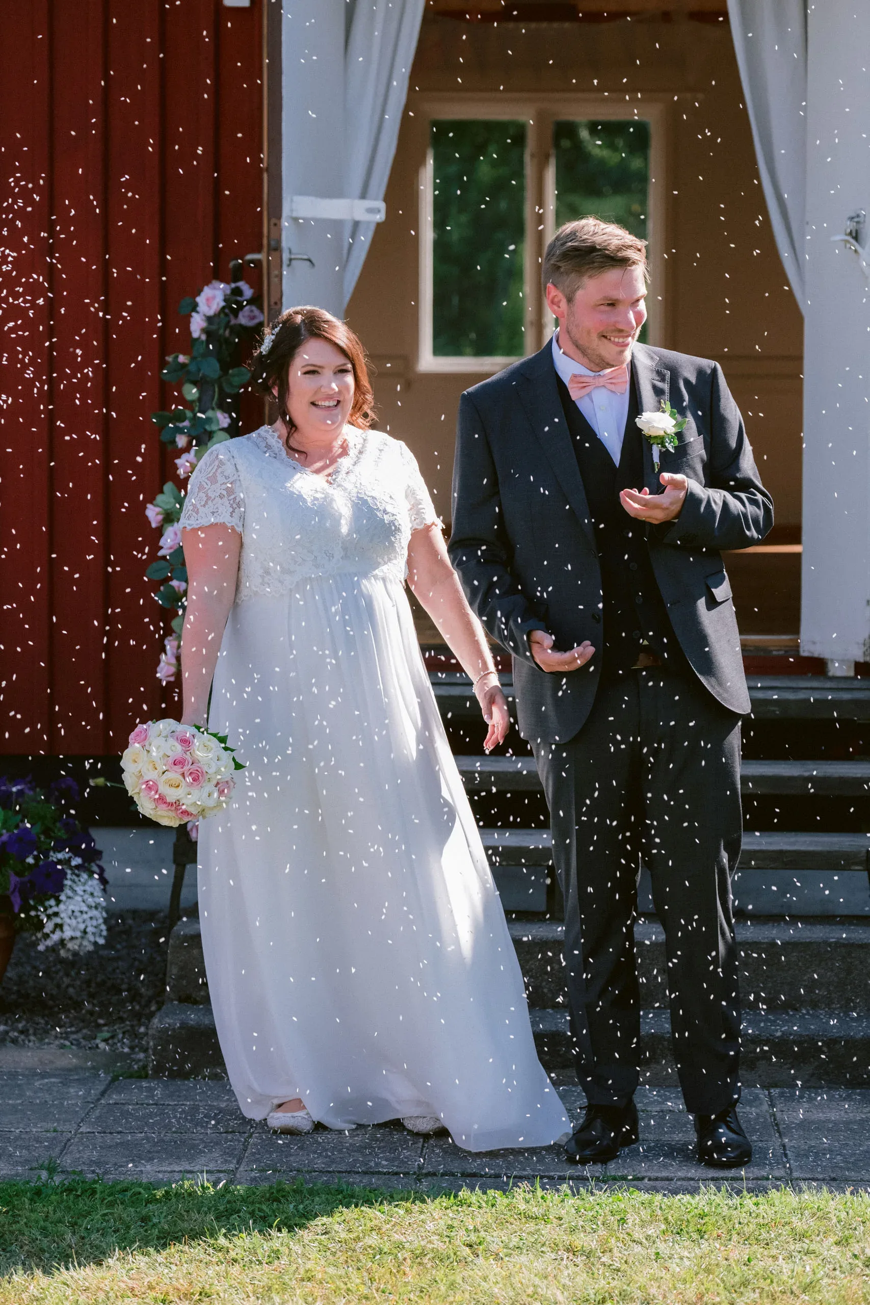 Annika & Erik under sin borgliga vigsel i Oxelösund bild 20