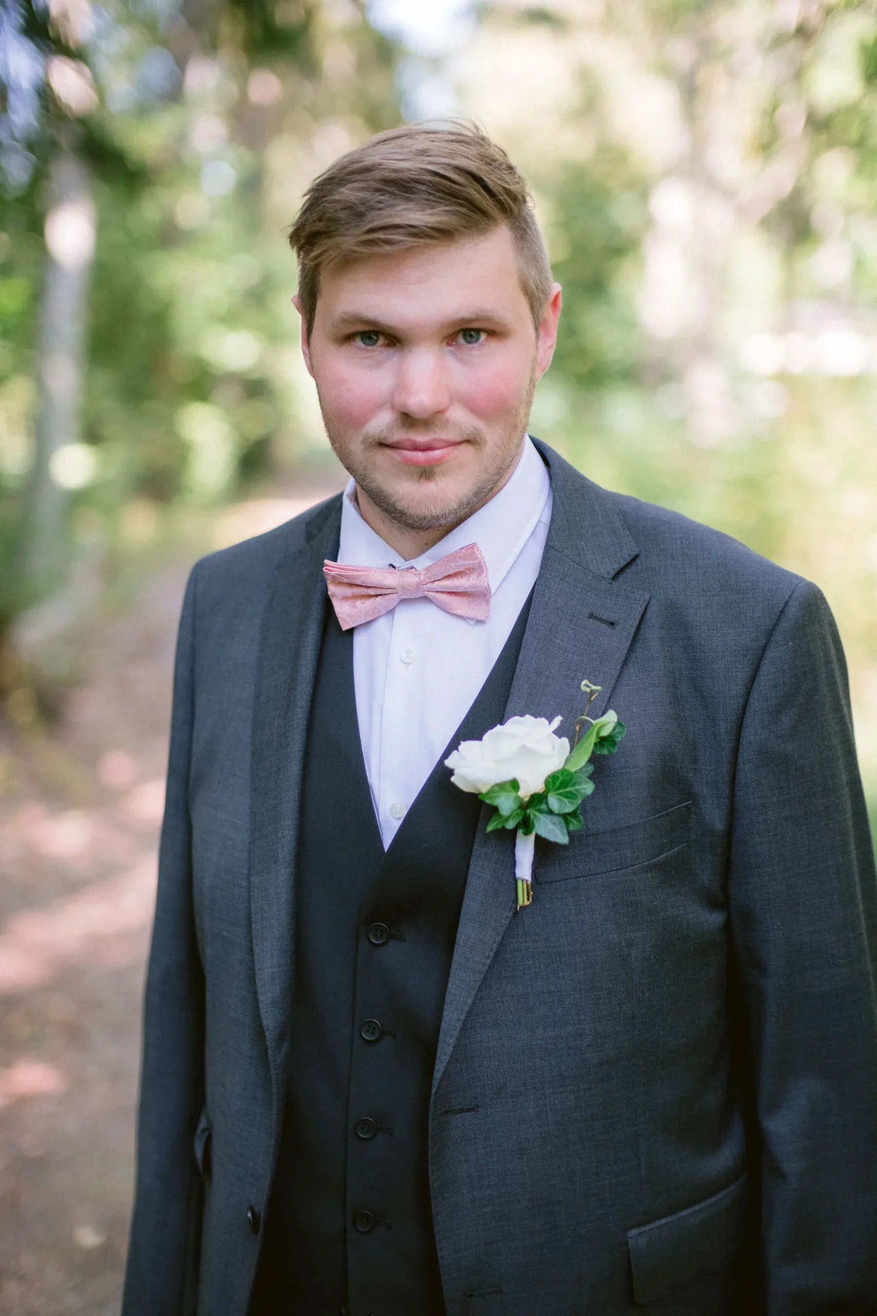 Annika & Erik under sin borgliga vigsel i Oxelösund bild 10