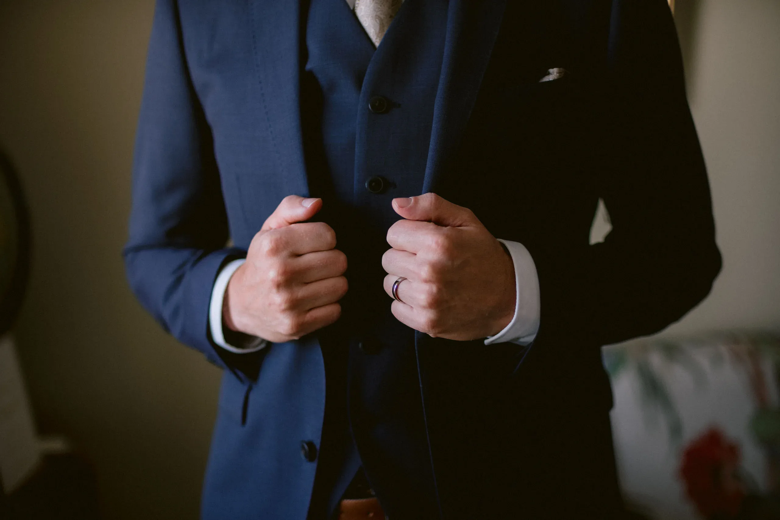 Emelie & Magnus under sitt bröllop i Nyköping bild 4