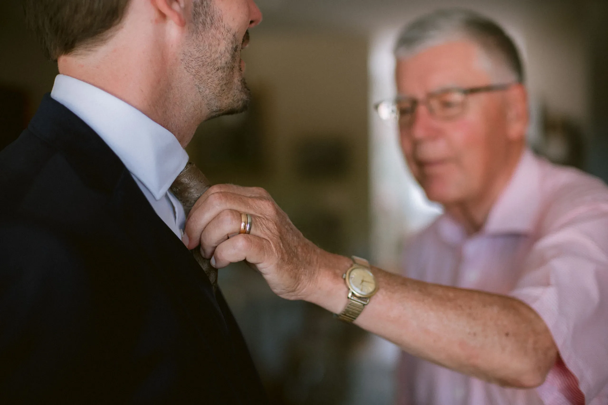 Emelie & Magnus under sitt bröllop i Nyköping bild 6
