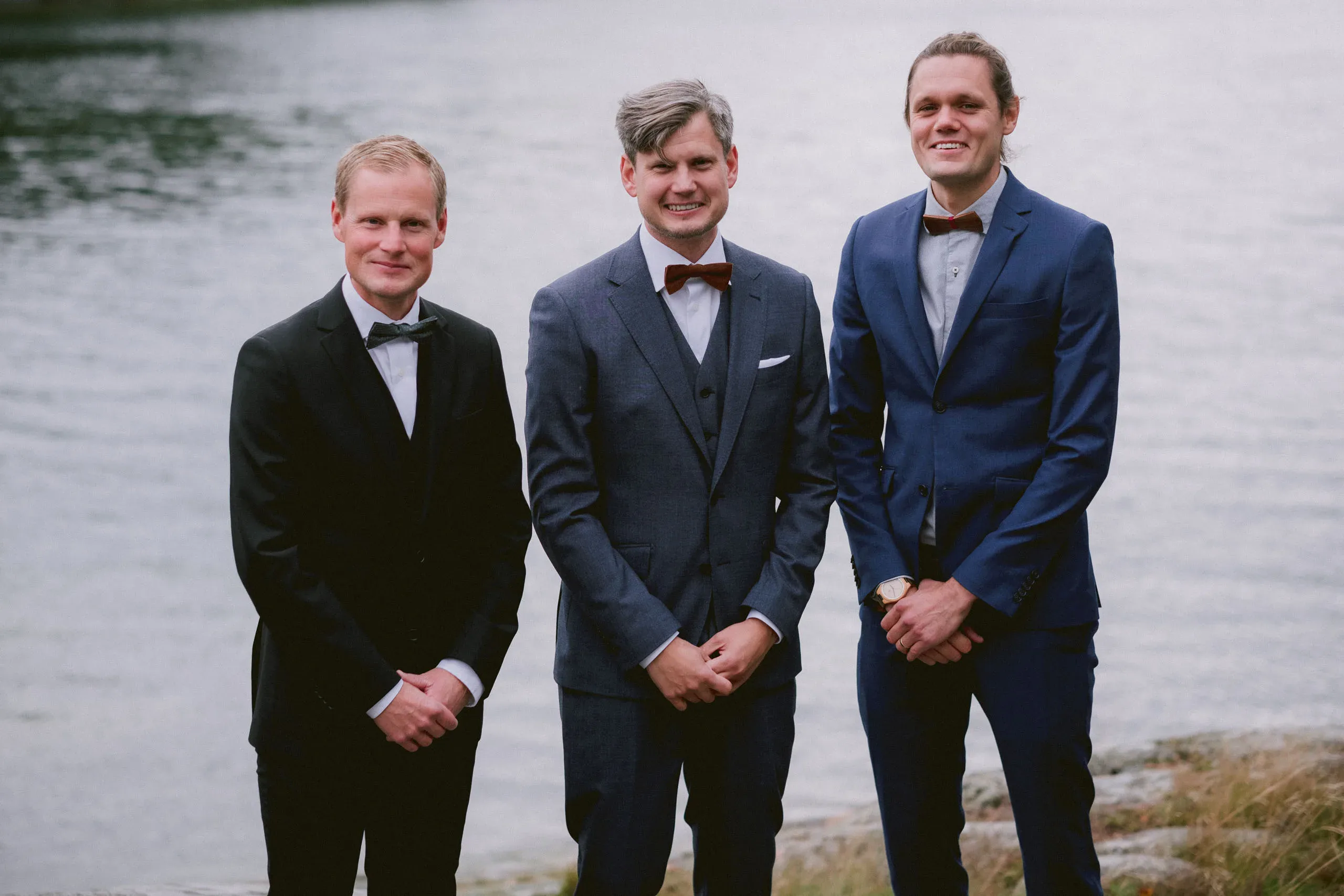 Ida & Johan under sitt bröllop vid Svärdsklova utanför Nyköping bild 15