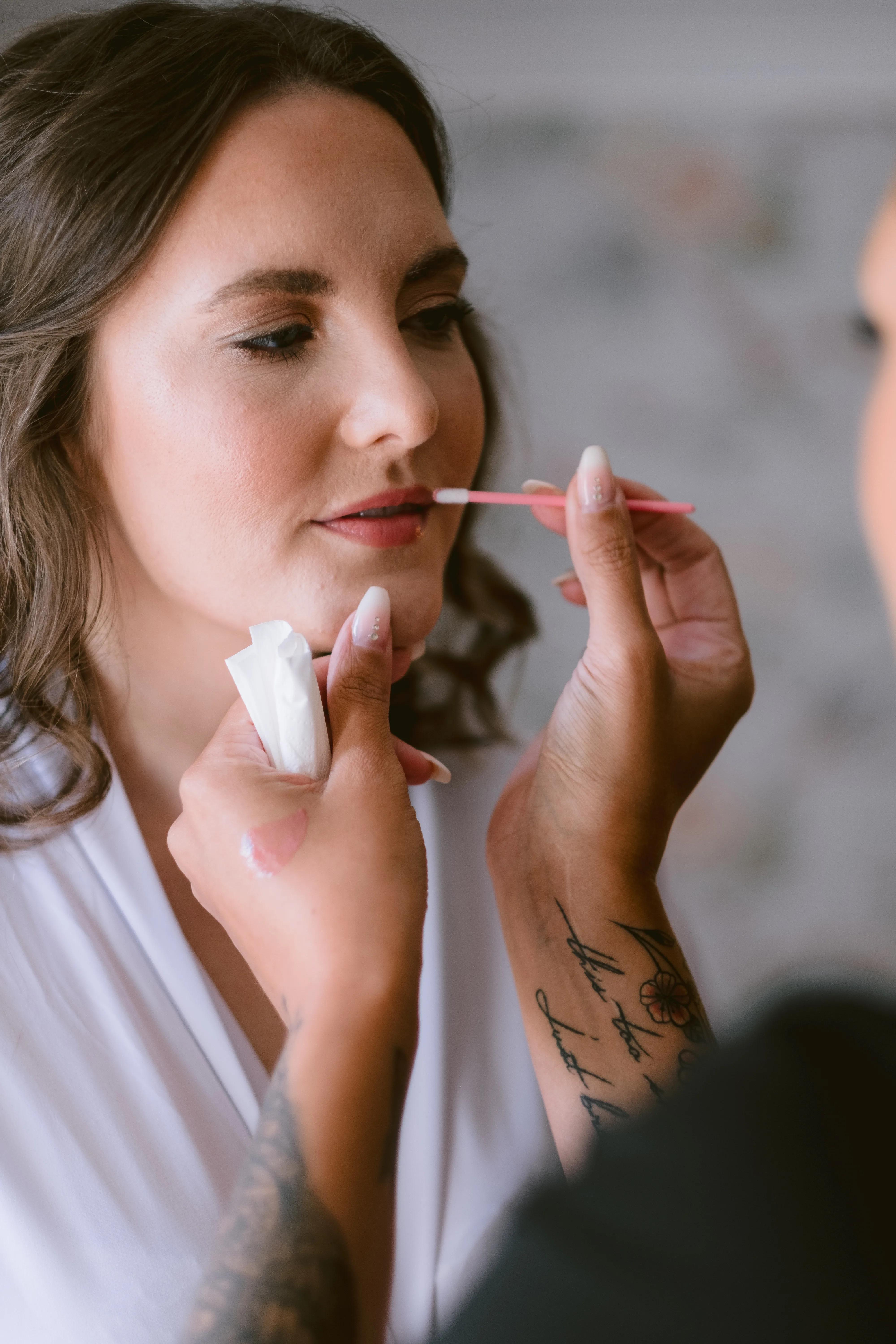 Jessica & Daniel under sitt bröllop på Rosenhanska Magasinet utanför Nyköping bild 2