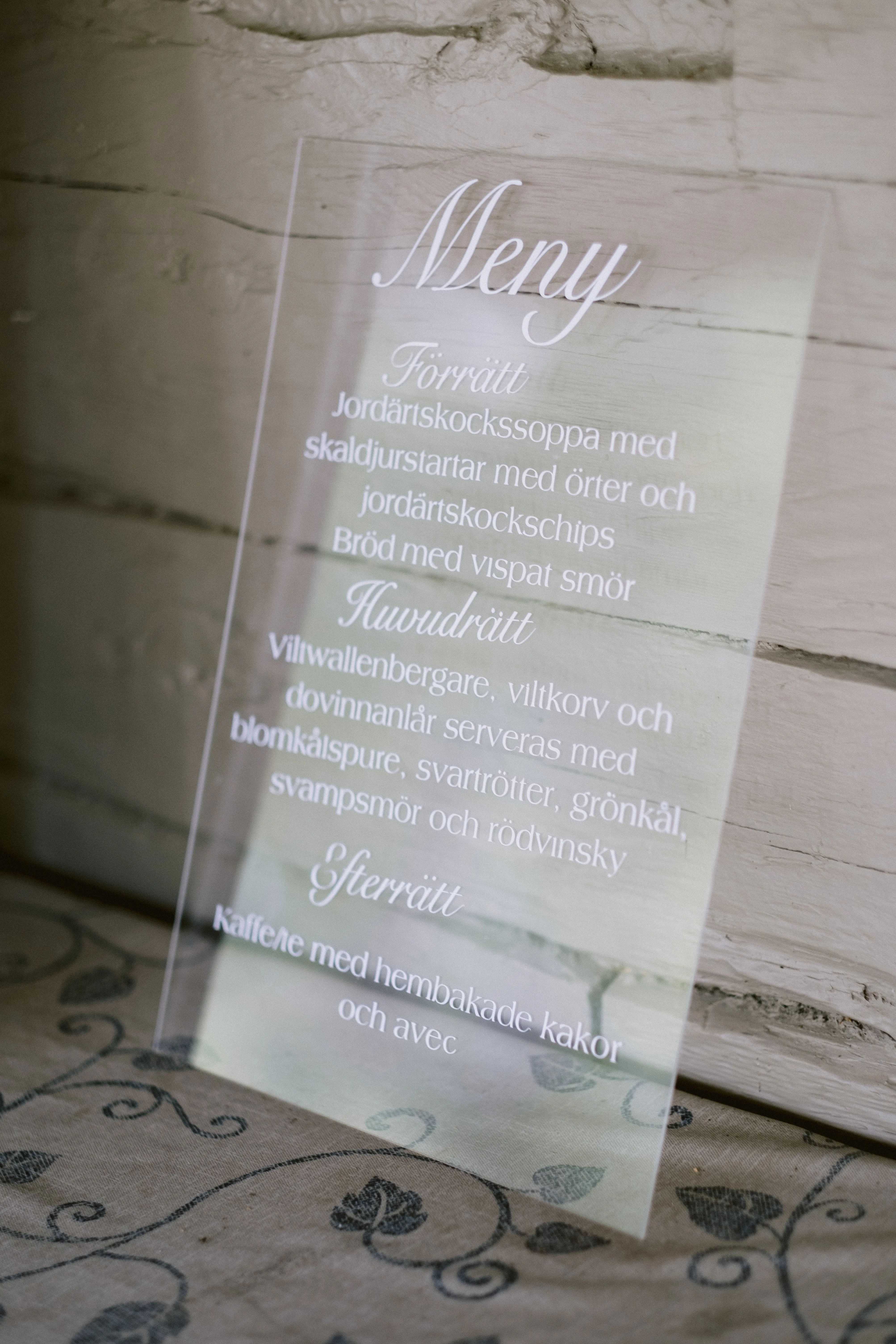 Jessica & Daniel under sitt bröllop på Rosenhanska Magasinet utanför Nyköping bild 29