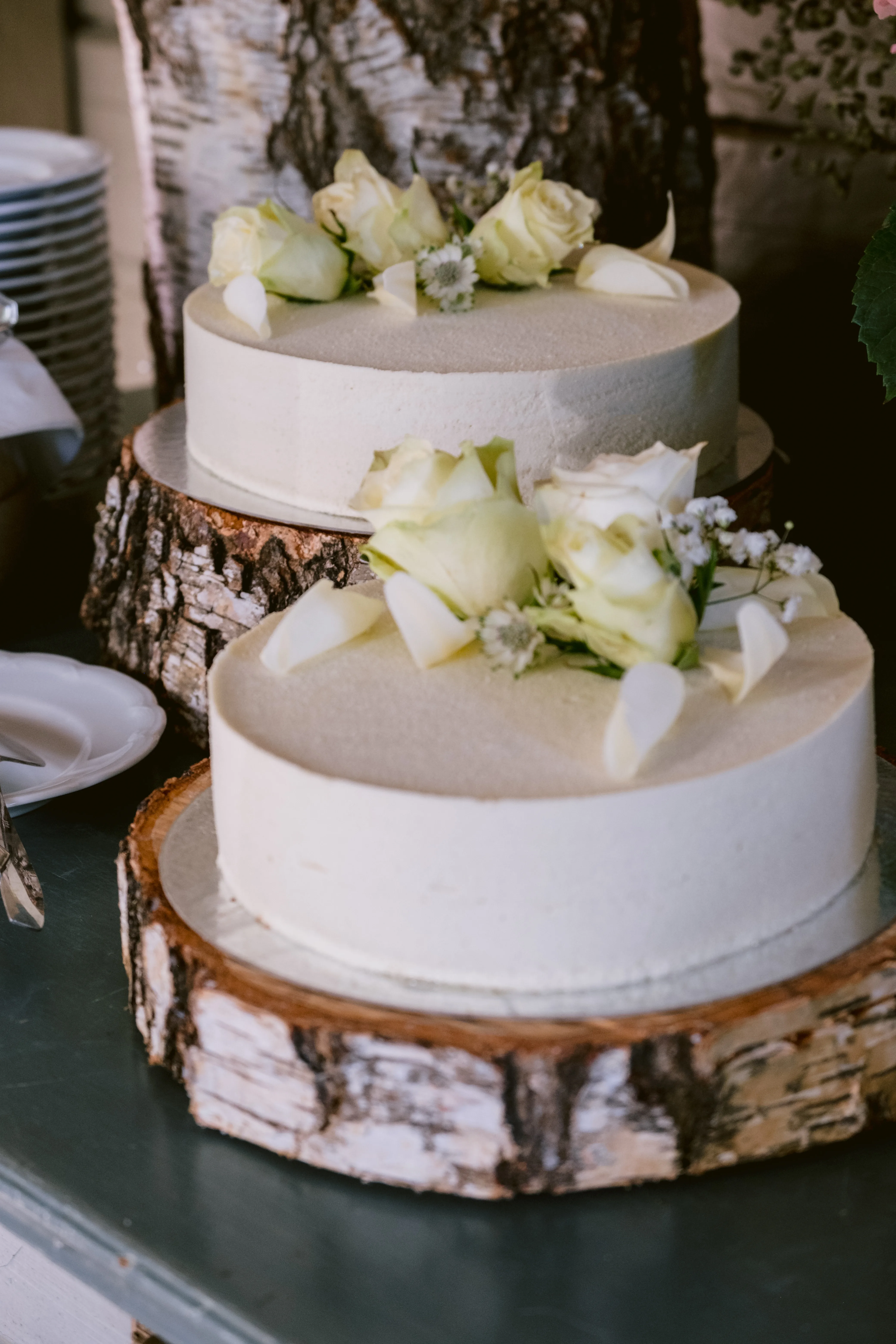 Jessica & Daniel under sitt bröllop på Rosenhanska Magasinet utanför Nyköping bild 37