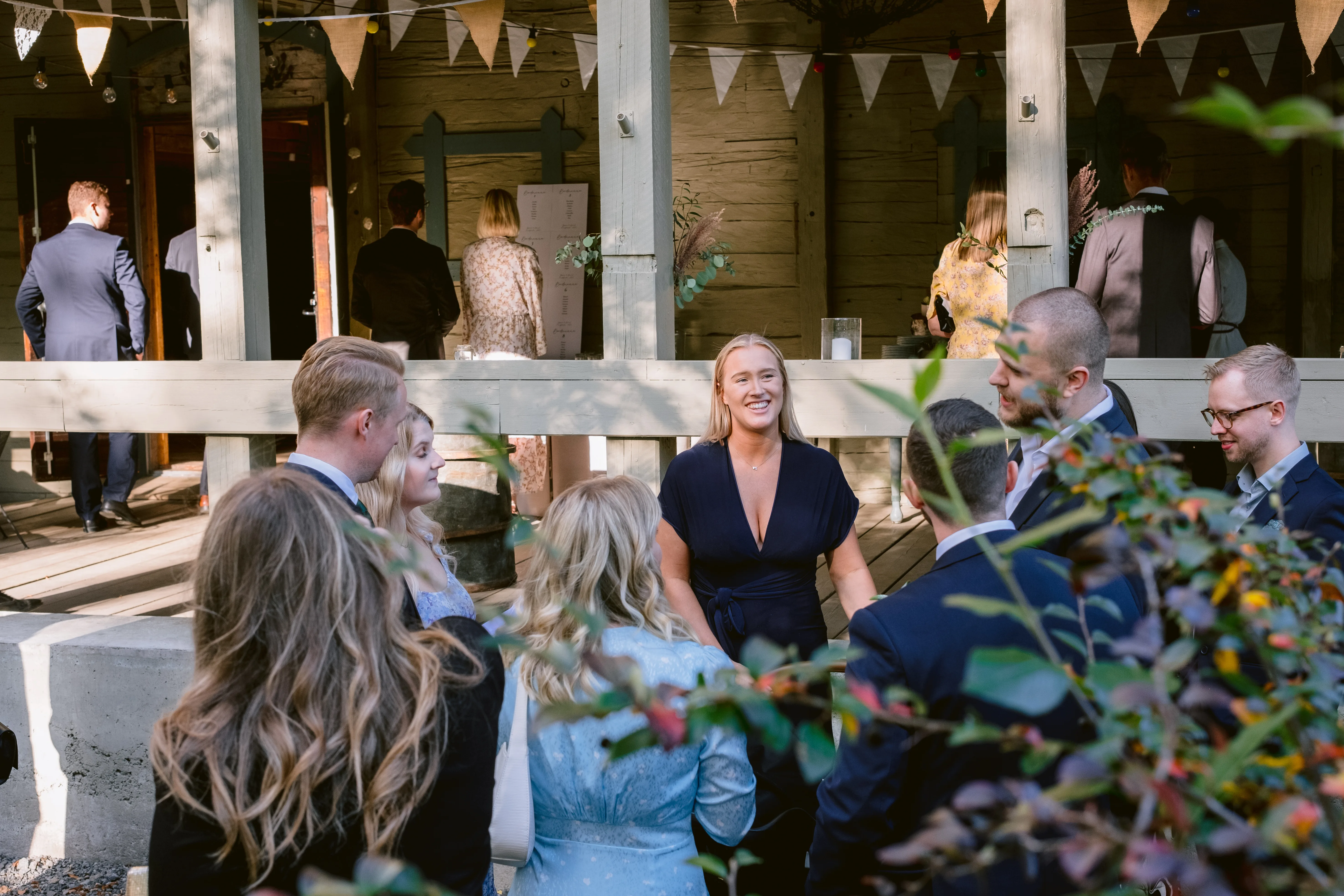 Jessica & Daniel under sitt bröllop på Rosenhanska Magasinet utanför Nyköping bild 39