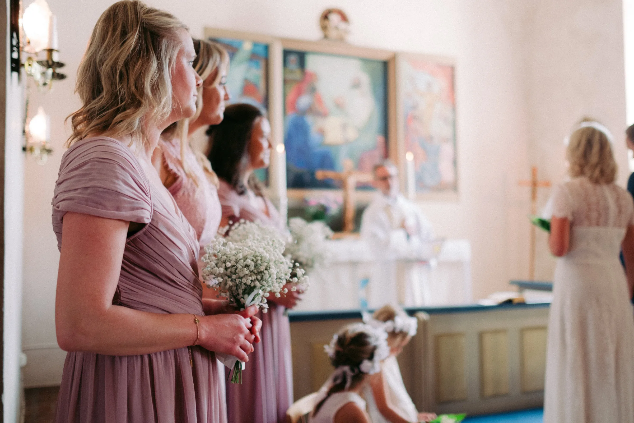 Karoline & Mats under sin bröllopsdag bild 7