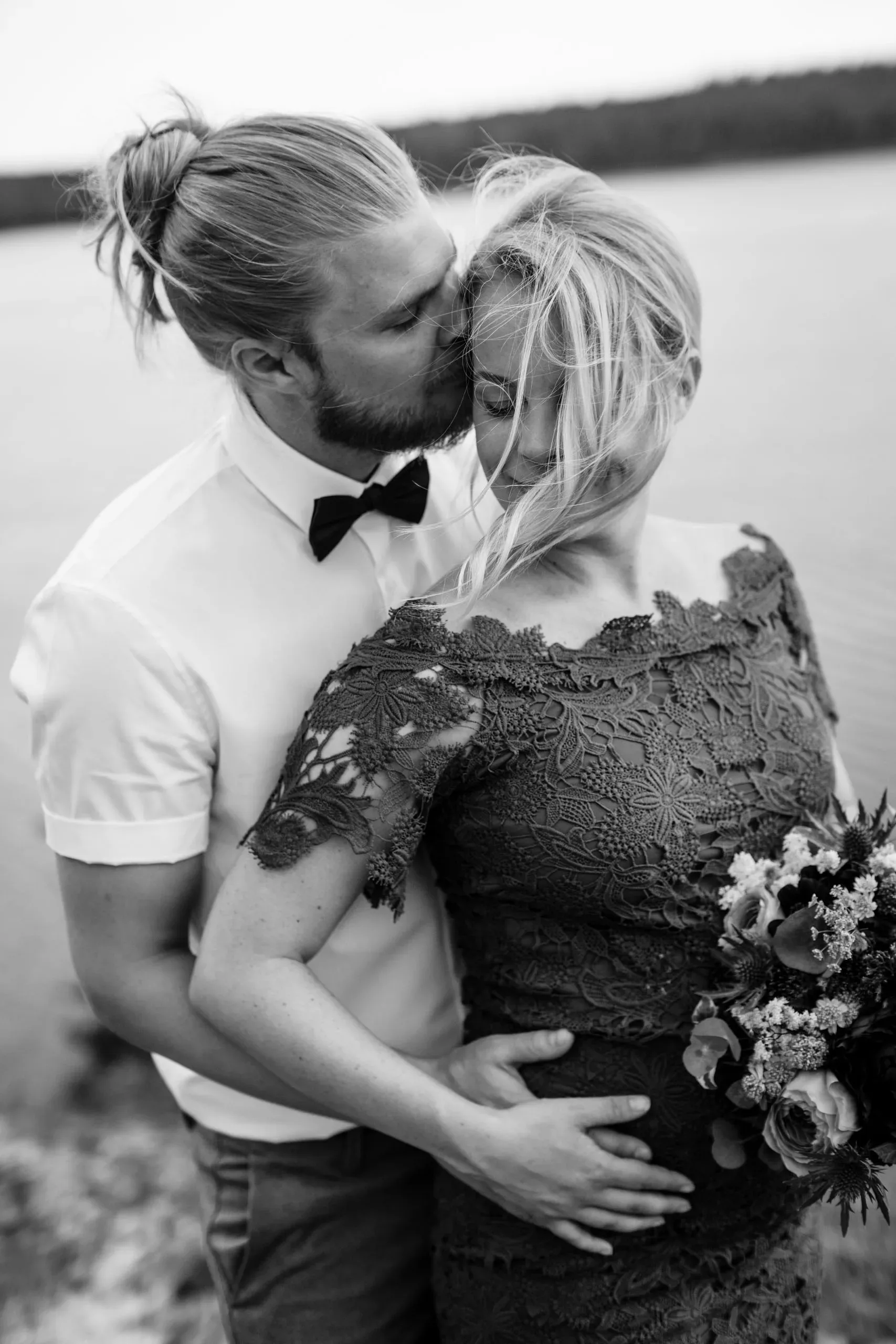 Linn & Linus under sin borgliga vigsel i Södermanland bild 16