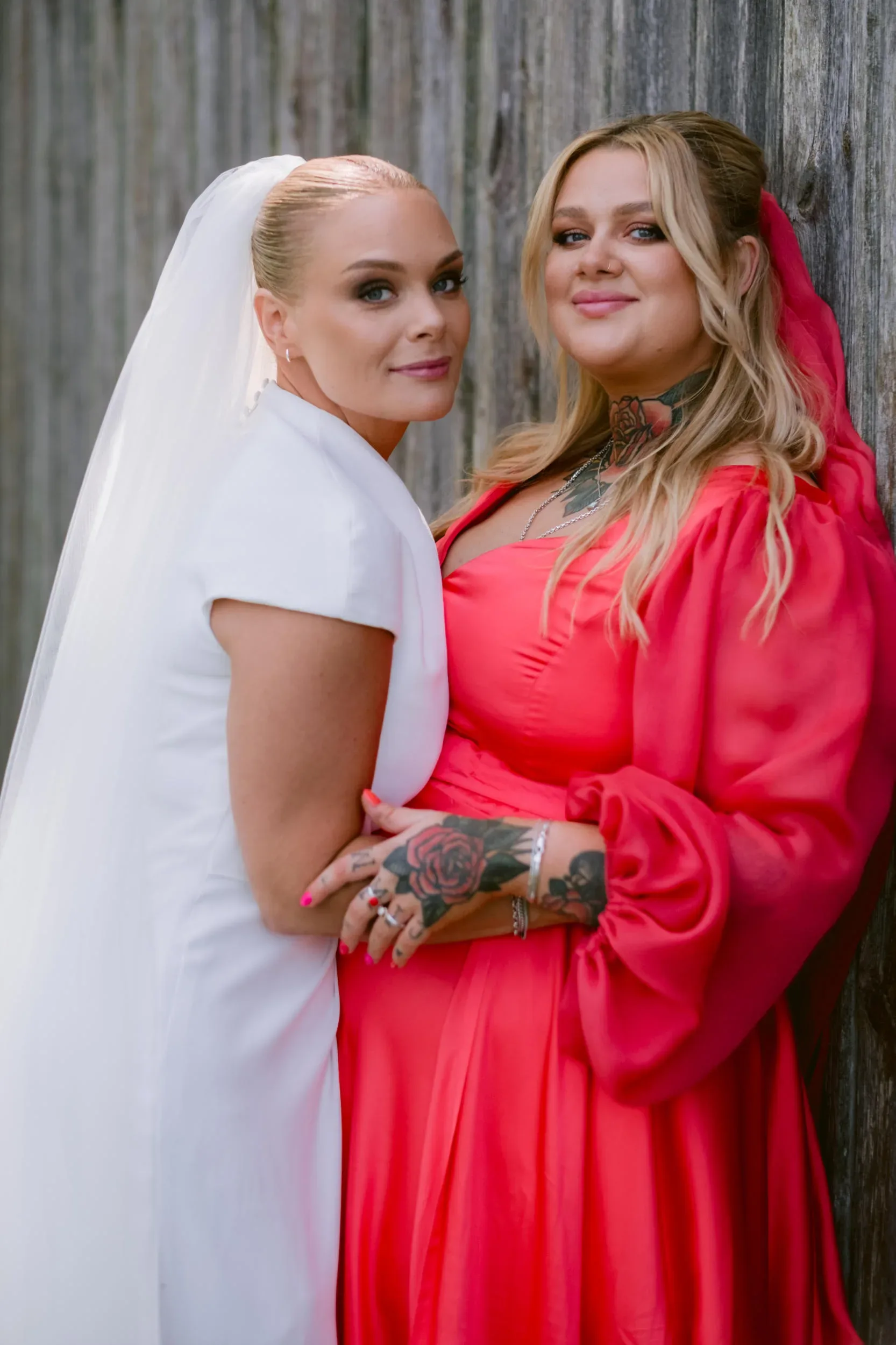 Mikaela & Linnea under sitt bröllop i Nyköping bild 11