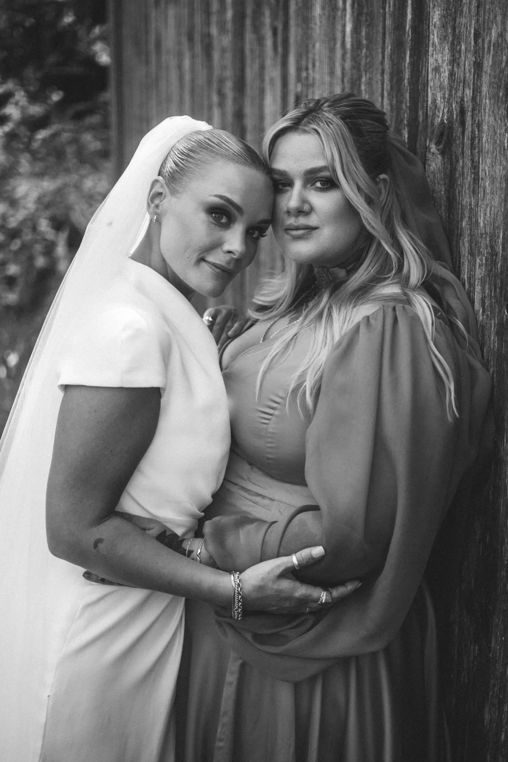 Mikaela & Linnea under sitt bröllop i Nyköping bild 12