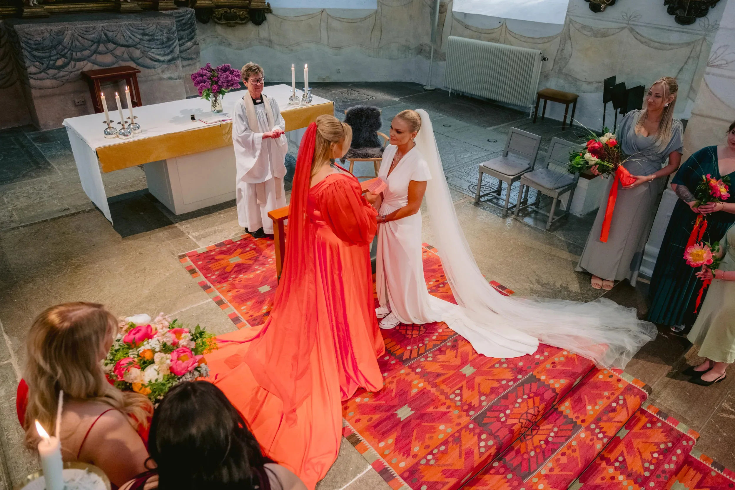 Mikaela & Linnea under sitt bröllop i Nyköping bild 18