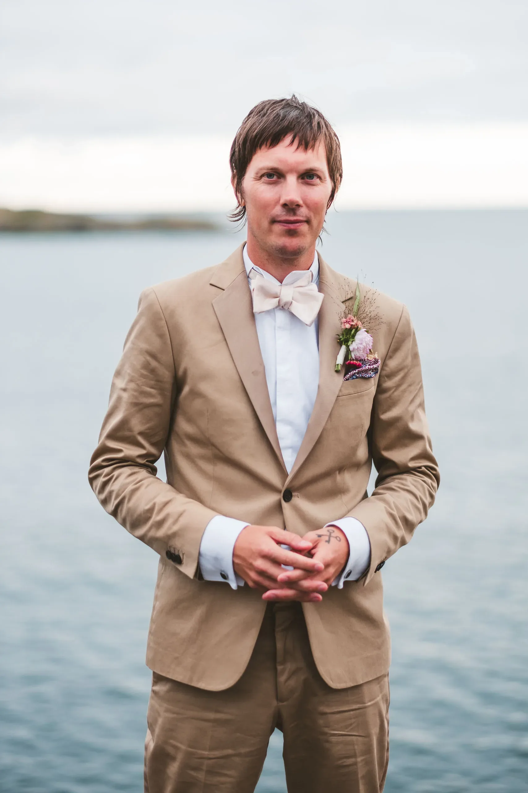 Malin & Micke under sitt bröllop i Oxelösund och Nyköping bild 18